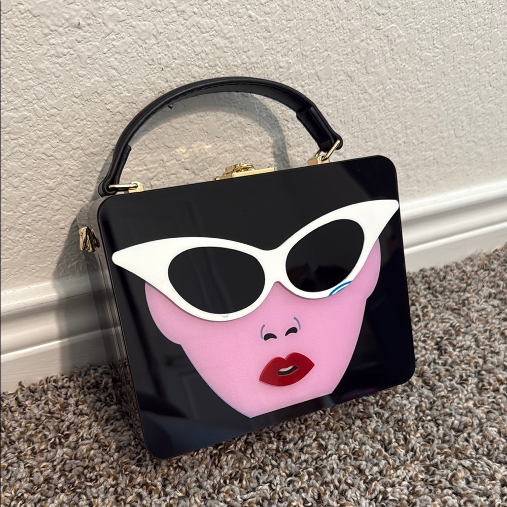 Chic Black and Pink Handbag